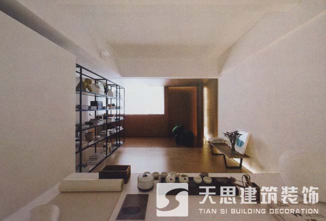 <a href=//www.63hz.cn/ target=_blank class=infotextkey>合肥办公室装修</a>侧面书架